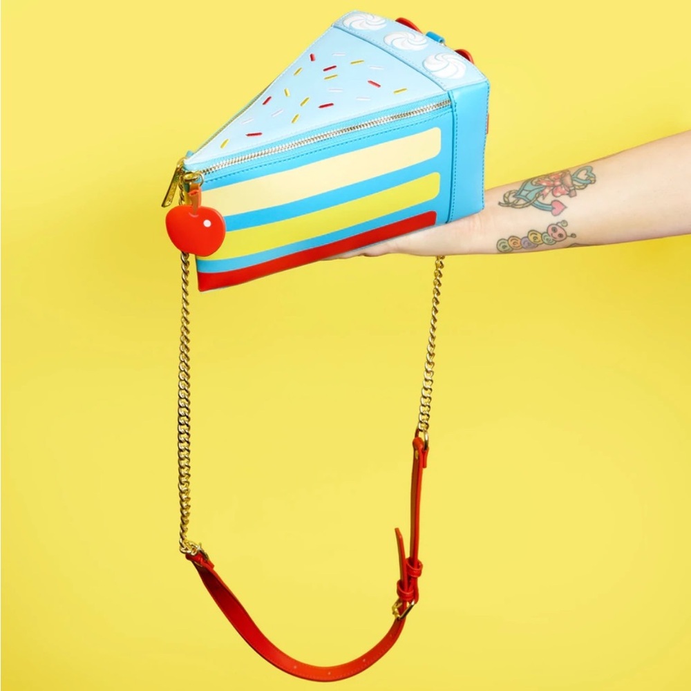 Loungefly Disney Snow White Cake Cosplay Crossbody Purse